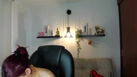 Snapshot of naomy_stanley chatting on 06/21/26, 09:50 Naomy Stanley online show from 06/21/26, 09:50