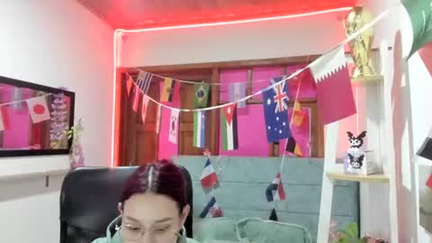 Snapshot of naomy_stanley chatting on 07/09/26, 03:43 Naomy Stanley online show from 07/09/26, 03:43