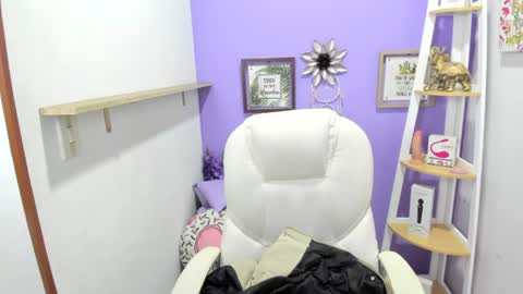 Snapshot of naomy_stanley chatting on 07/11/26, 12:57 Naomy Stanley online show from 07/11/26, 12:57
