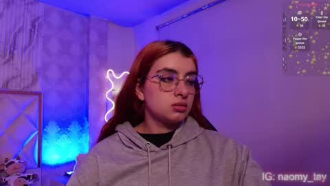 Naomy  online show from 11/22/25, 06:12