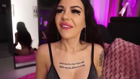 naomyblackbarbie online show from 11/17/25, 05:35