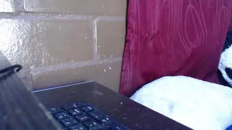 naomylux1 online show from 02/05/26, 05:56