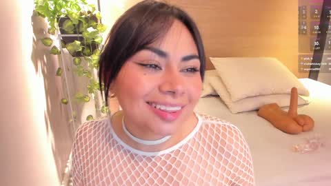 Naomy  online show from 02/01/25, 07:23