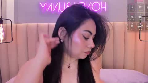 Snapshot of naomymonroe_ chatting on 06/27/26, 10:53 Naomy online show from 06/27/26, 10:53