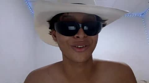 Snapshot of narcisoxmoon chatting on 07/25/26, 11:46 narcisoxmoon online show from 07/25/26, 11:46