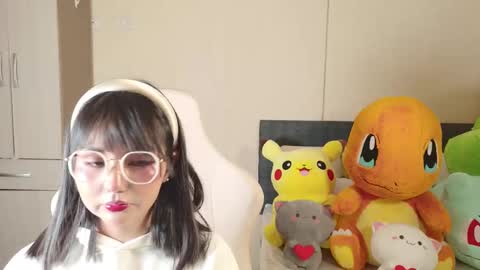 Snapshot of naree_masaki chatting on 11/07/25, 01:33 Naree online show from 11/07/25, 01:33