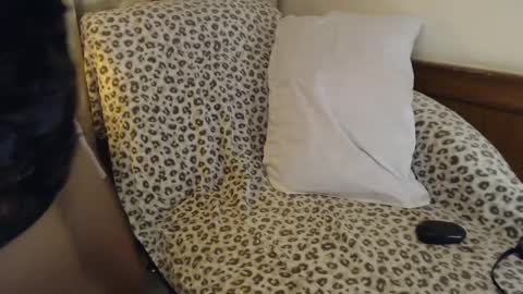 Snapshot of nareex chatting on 02/16/25, 12:21 nareex online show from 02/16/25, 12:21