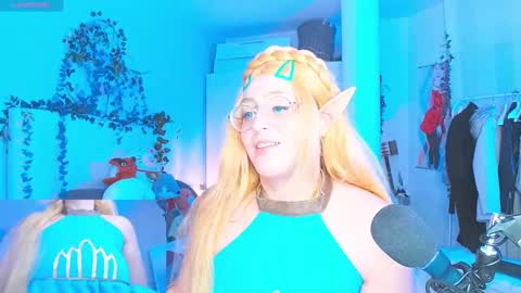 Snapshot of narubolita chatting on 03/07/25, 11:27 Narubolita Narupinku online show from 03/07/25, 11:27