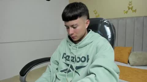 Nascary Fox online show from 01/16/26, 05:11