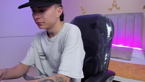 Nascary Fox online show from 02/01/26, 02:59