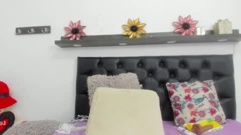 Debora online show from 12/21/24, 02:52