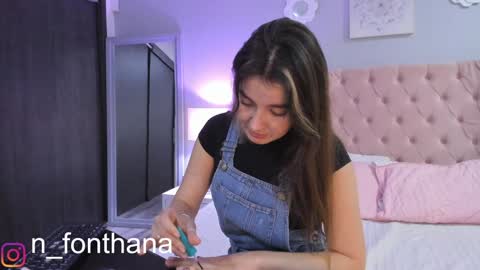 Nashly Fontana online show from 12/09/24, 02:17