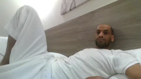 nas online show from 04/20/26, 03:42