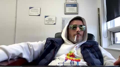 nassobout online show from 04/04/26, 01:08