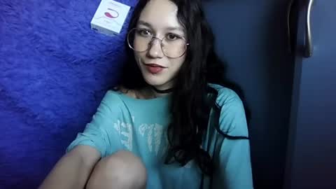 Snapshot of nastasya_sexy chatting on 07/17/26, 05:14 Nastasya online show from 07/17/26, 05:14