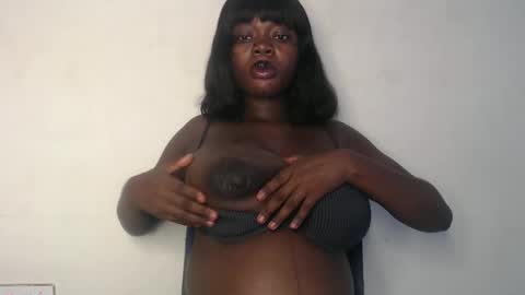 Snapshot of nastie_amanda chatting on 10/08/25, 12:52 Amanda online show from 10/08/25, 12:52