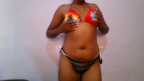 Snapshot of nasty_boobies chatting on 11/11/25, 12:05 Caren online show from 11/11/25, 12:05