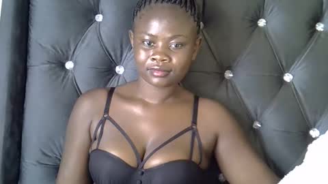 Snapshot of nasty_freakie chatting on 11/09/25, 12:25 jewel online show from 11/09/25, 12:25