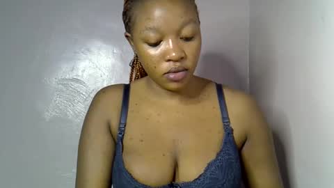 Snapshot of nasty_previne chatting on 11/17/25, 02:28 previn online show from 11/17/25, 02:28