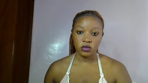 Snapshot of nasty_previne chatting on 12/13/25, 07:53 previn online show from 12/13/25, 07:53