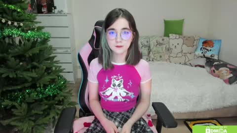 Snapshot of nastya_love3 chatting on 12/17/24, 07:04 Nastya online show from 12/17/24, 07:04