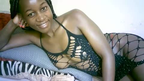 Marie online show from 10/27/25, 05:22