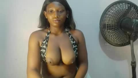 Snapshot of nastybadgirlxx chatting on 05/13/26, 04:43 Nastybadgirlxx online show from 05/13/26, 04:43