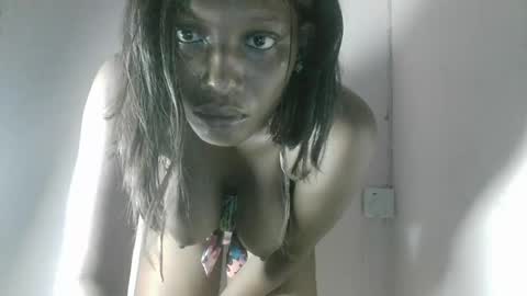 Snapshot of nastybadgirlxx chatting on 05/27/26, 06:32 Nastybadgirlxx online show from 05/27/26, 06:32