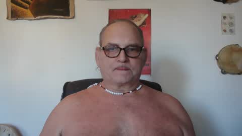 Snapshot of nastydaddyfatcock15 chatting on 09/27/25, 11:32 nastydaddyfatcock15 online show from 09/27/25, 11:32