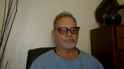 Daddy online show from 12/30/24, 10:01