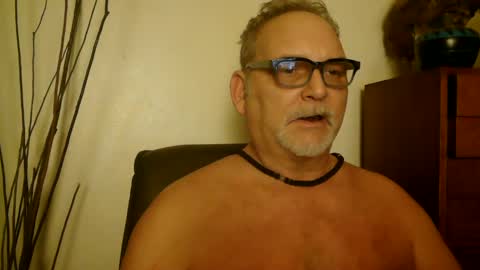 Daddy online show from 01/01/25, 07:30