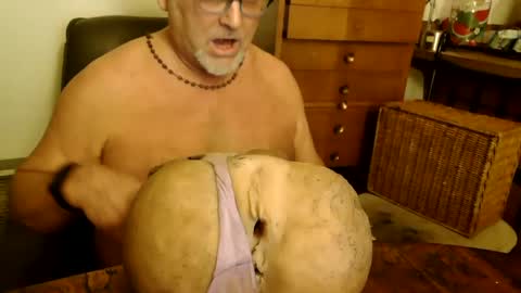 Daddy online show from 02/12/25, 04:12