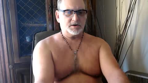 Daddy online show from 03/08/25, 06:47