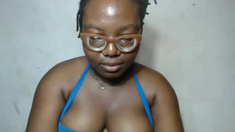 Snapshot of nastyhairy7 chatting on 09/13/25, 04:23 nastyhairy7 online show from 09/13/25, 04:23