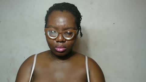 Snapshot of nastyhairy7 chatting on 09/24/25, 05:00 nastyhairy7 online show from 09/24/25, 05:00