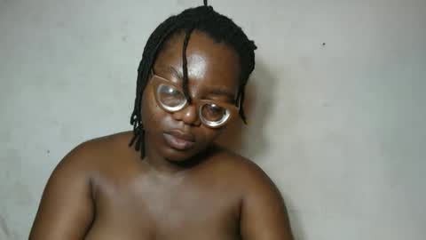 Snapshot of nastyhairy7 chatting on 09/27/25, 05:01 nastyhairy7 online show from 09/27/25, 05:01