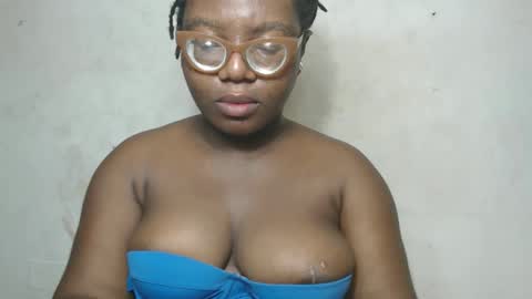 Snapshot of nastyhairy7 chatting on 10/22/25, 05:19 nastyhairy7 online show from 10/22/25, 05:19
