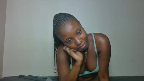 Snapshot of nastyivy1 chatting on 11/06/25, 03:02 nastyivy1 online show from 11/06/25, 03:02