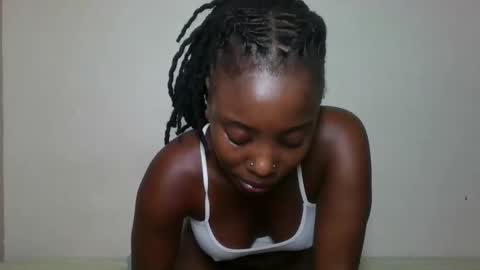 Snapshot of nastyivy1 chatting on 12/22/25, 07:11 nastyivy1 online show from 12/22/25, 07:11