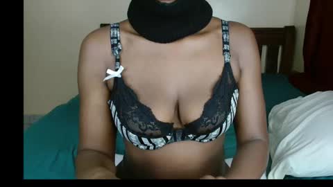 Snapshot of nastyslut__ chatting on 11/23/25, 10:42 nastyslut__ online show from 11/23/25, 10:42