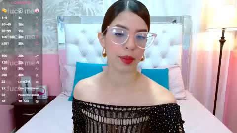 Snapshot of nat_bakers chatting on 02/25/25, 09:13   online show from 02/25/25, 09:13