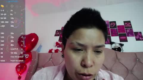 nat_evans8 online show from 06/15/26, 11:07