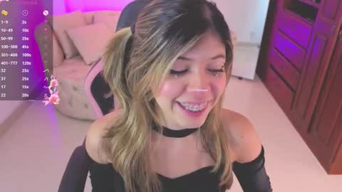 Snapshot of nataasha___ chatting on 10/03/25, 06:27 NATASHA online show from 10/03/25, 06:27