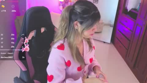 Snapshot of nataasha___ chatting on 11/07/25, 07:03 NATASHA online show from 11/07/25, 07:03