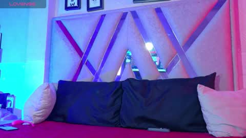 Natacha black online show from 11/07/25, 10:32