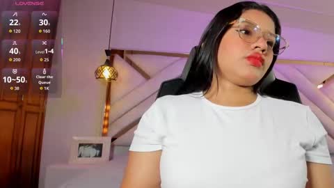 Snapshot of natachacole chatting on 10/22/25, 11:21 natachacole online show from 10/22/25, 11:21