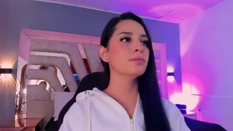 Snapshot of natachadiaz1 chatting on 06/21/26, 11:46 Natacha online show from 06/21/26, 11:46
