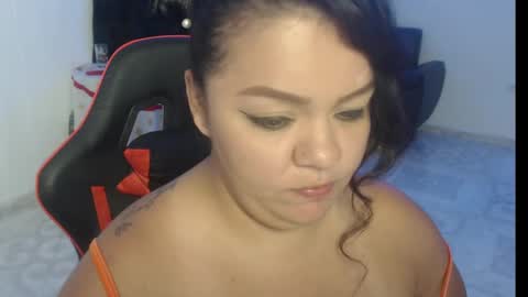 Nata Ramirez online show from 01/11/25, 08:54