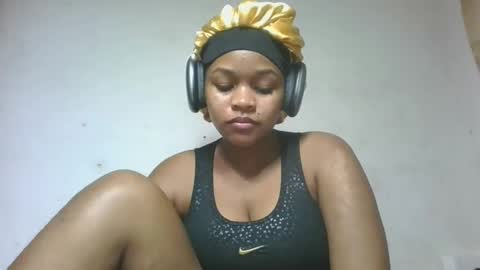natachazz online show from 04/18/26, 07:29
