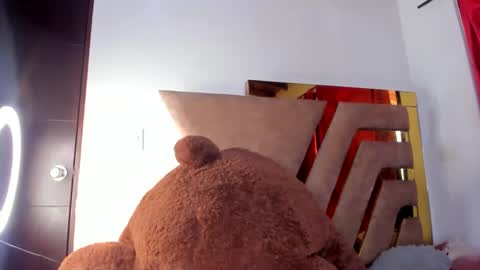 Snapshot of natacurvy chatting on 09/25/25, 04:11 natasha online show from 09/25/25, 04:11